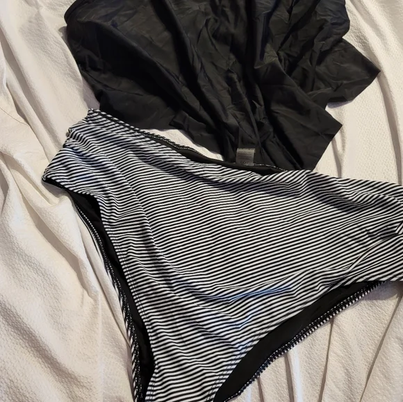 NWT PLUS SIZE FLOUNCE TOP SLIMMING RUCHED STRIPED SWIM SUIT BATHING 3X XXXL - Picture 10 of 13